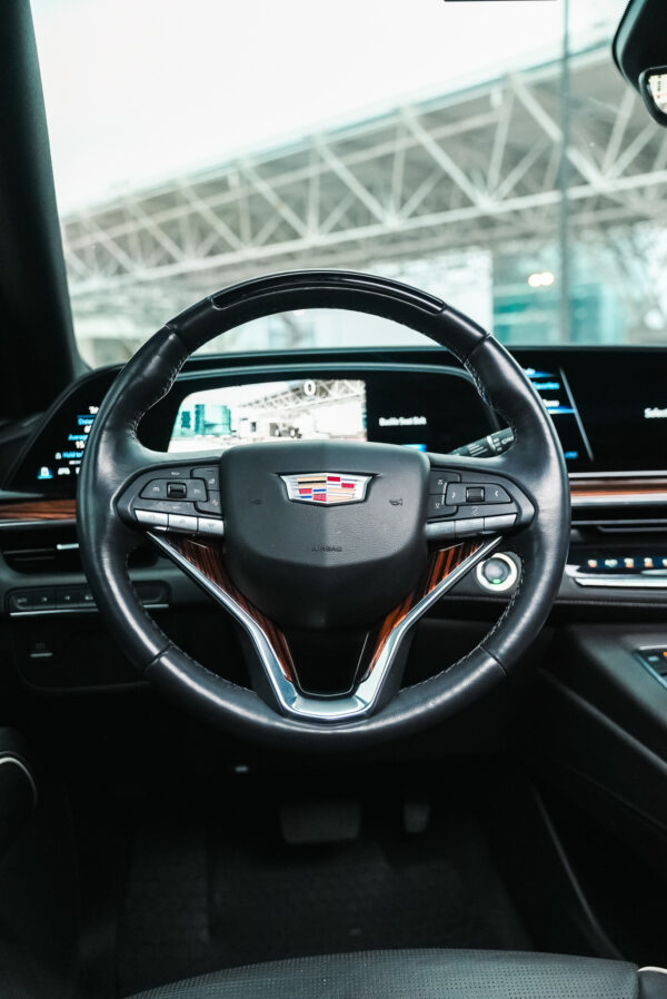 Black - Cadillac Escalade 600 - Image 9